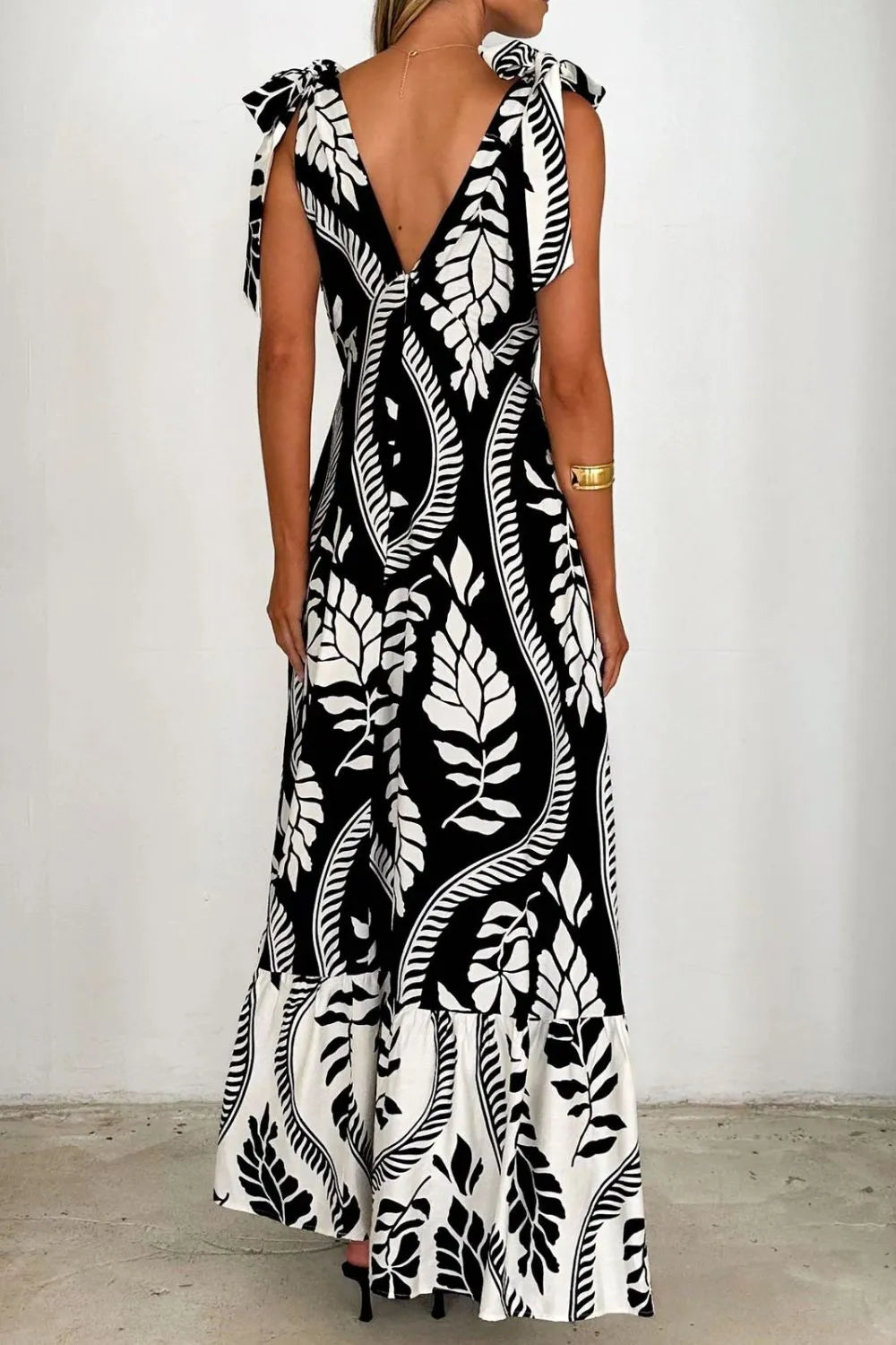 Printed V-neck Tie Shoulder Midi Cami Dress (9)