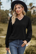 Textured V-neck Dropped Shoulder T-shirt (5)