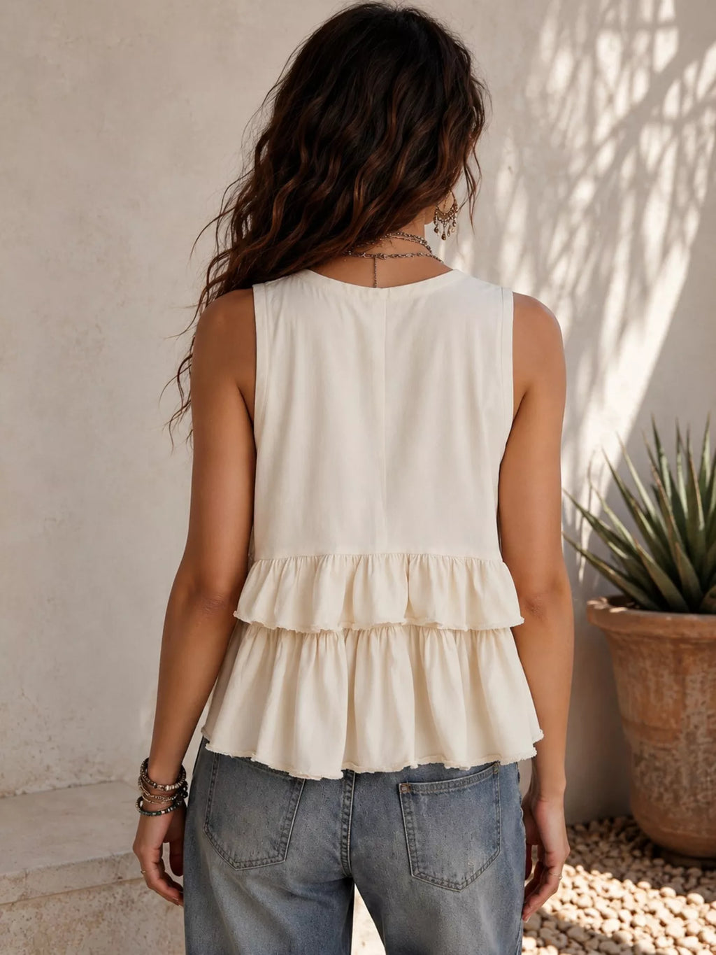 Ruffled V-neck Sleeveless Top (3)