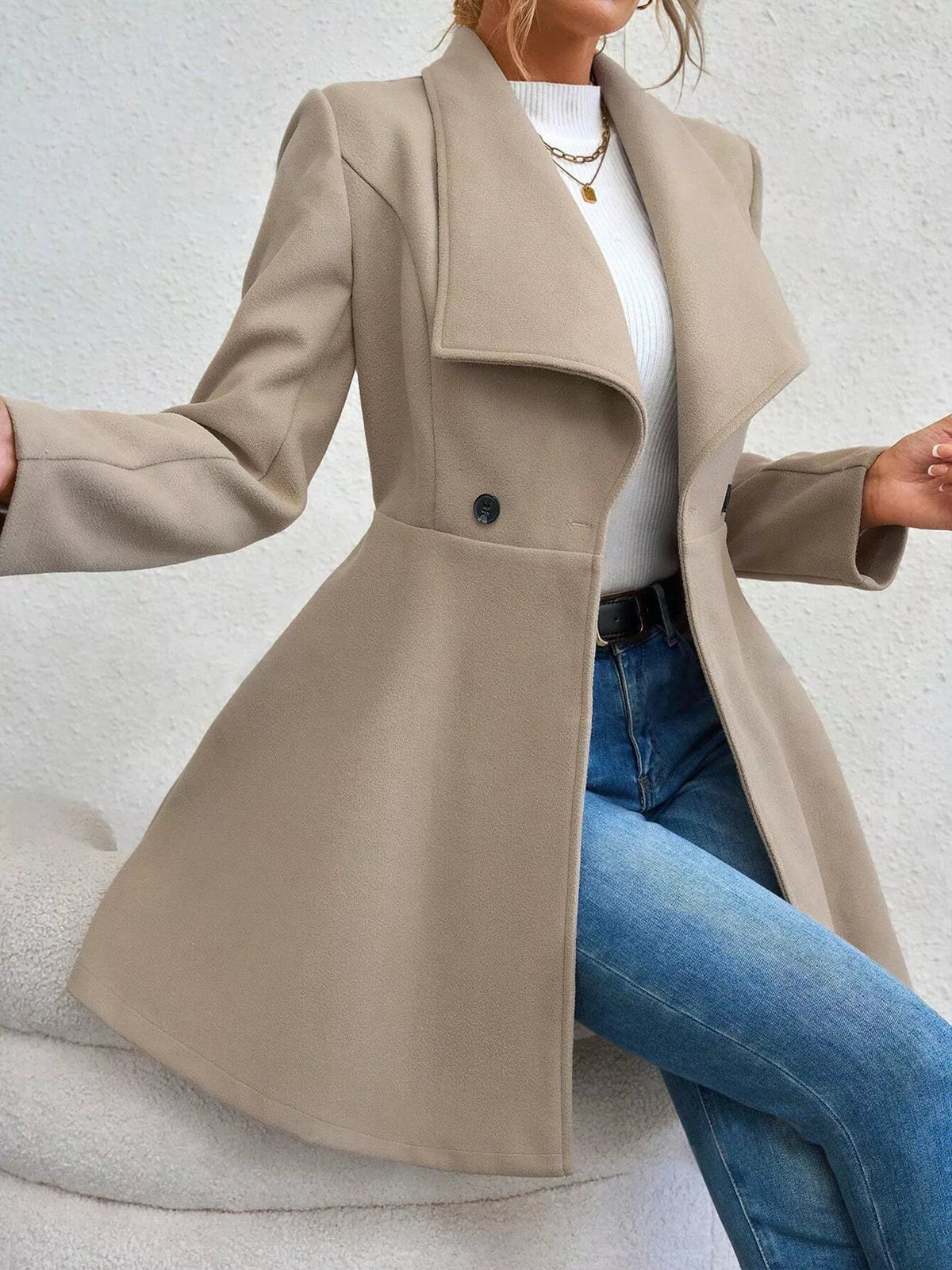 Double-breasted Wool Blend Coat (5)