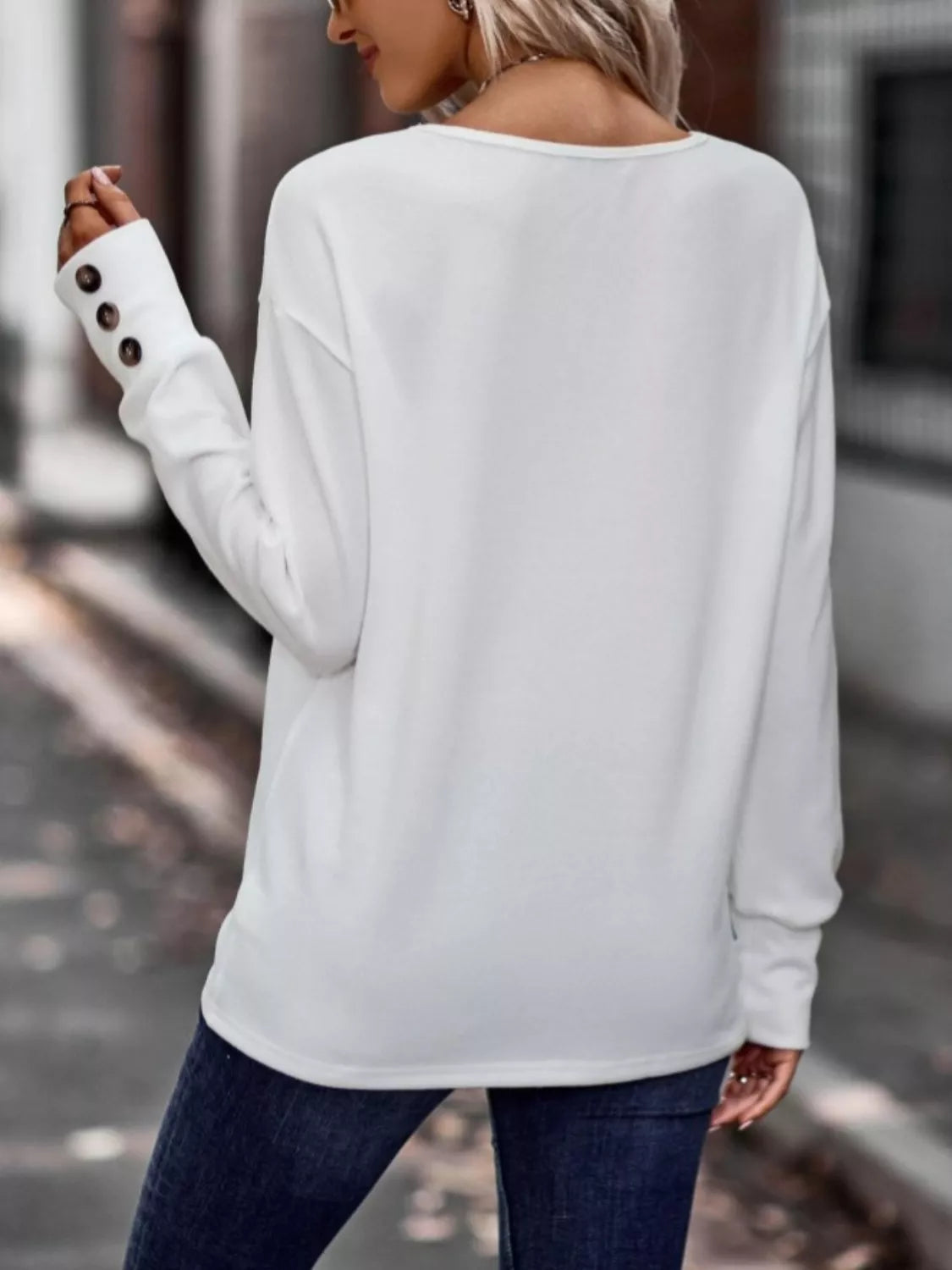 V-neck Long Sleeve T-shirt (5)