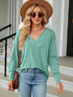V-neck Long Sleeve T-shirt (15)