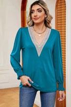 V-neck Long Sleeve T-shirt (10)