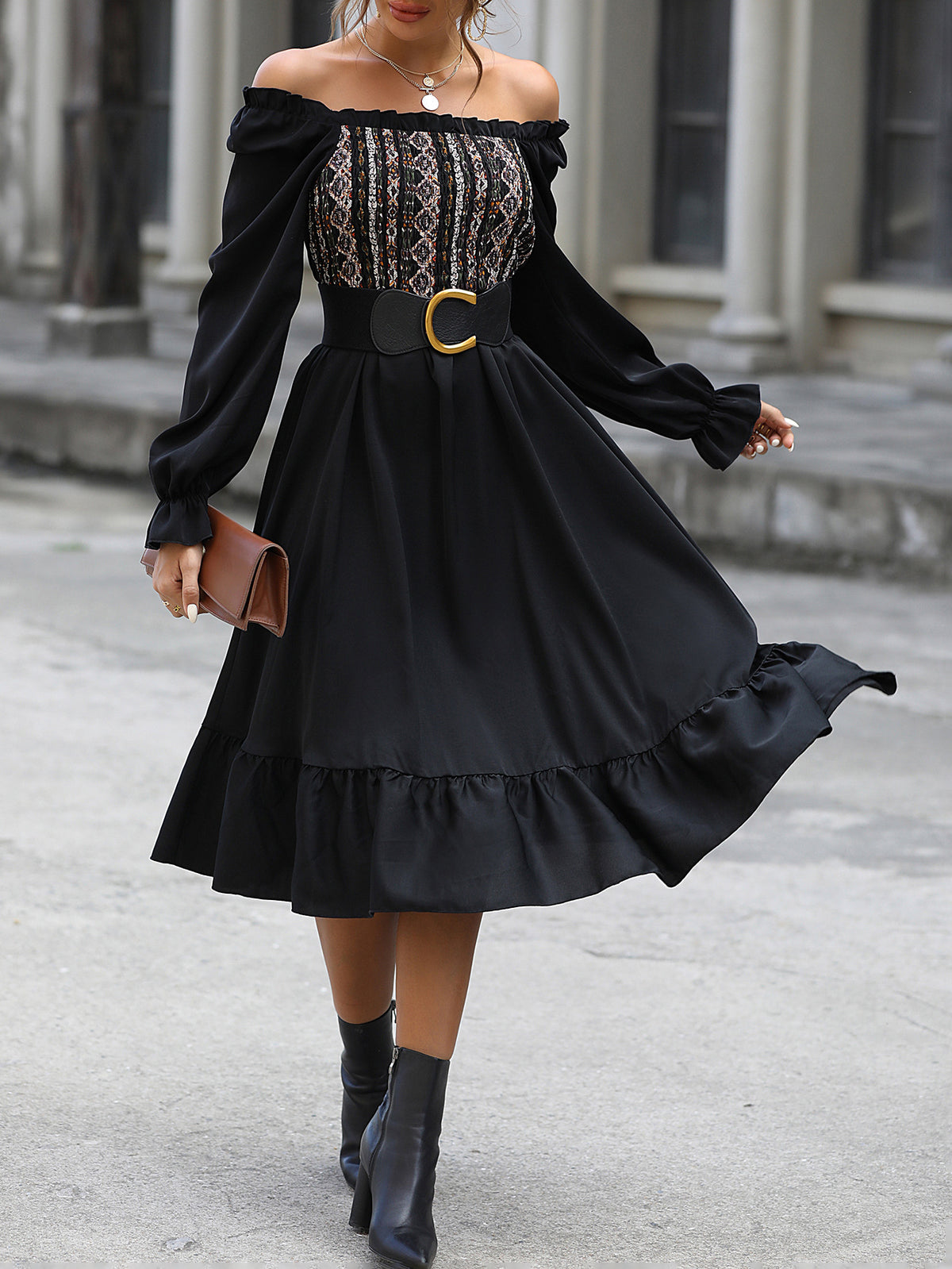 Square-neck Cinched Midi Dress photo 11