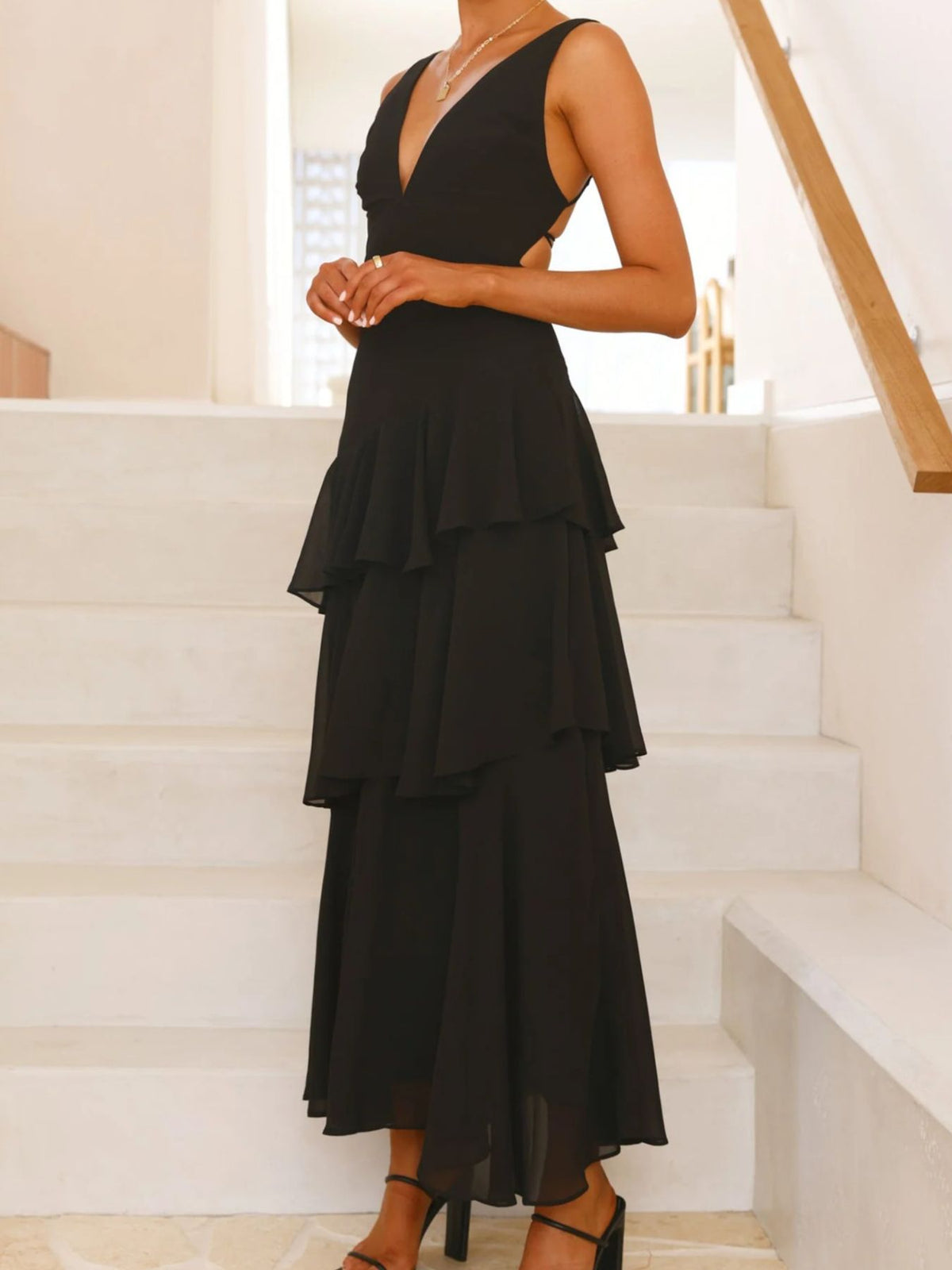 Sleeveless Ruffled Layered Backless Maxi Dress (14)
