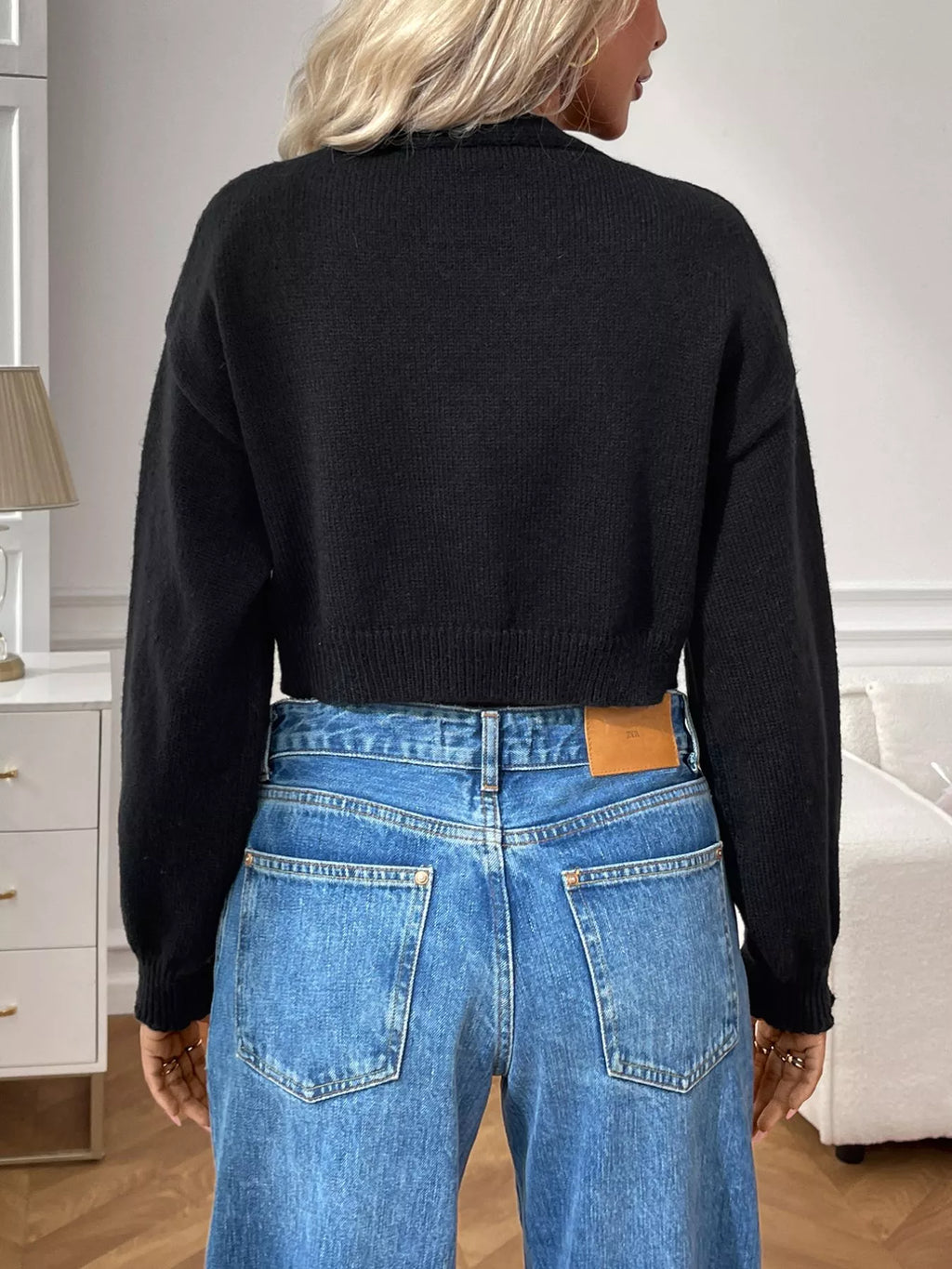 Strawberry Cropped Button-up Cardigan (21)