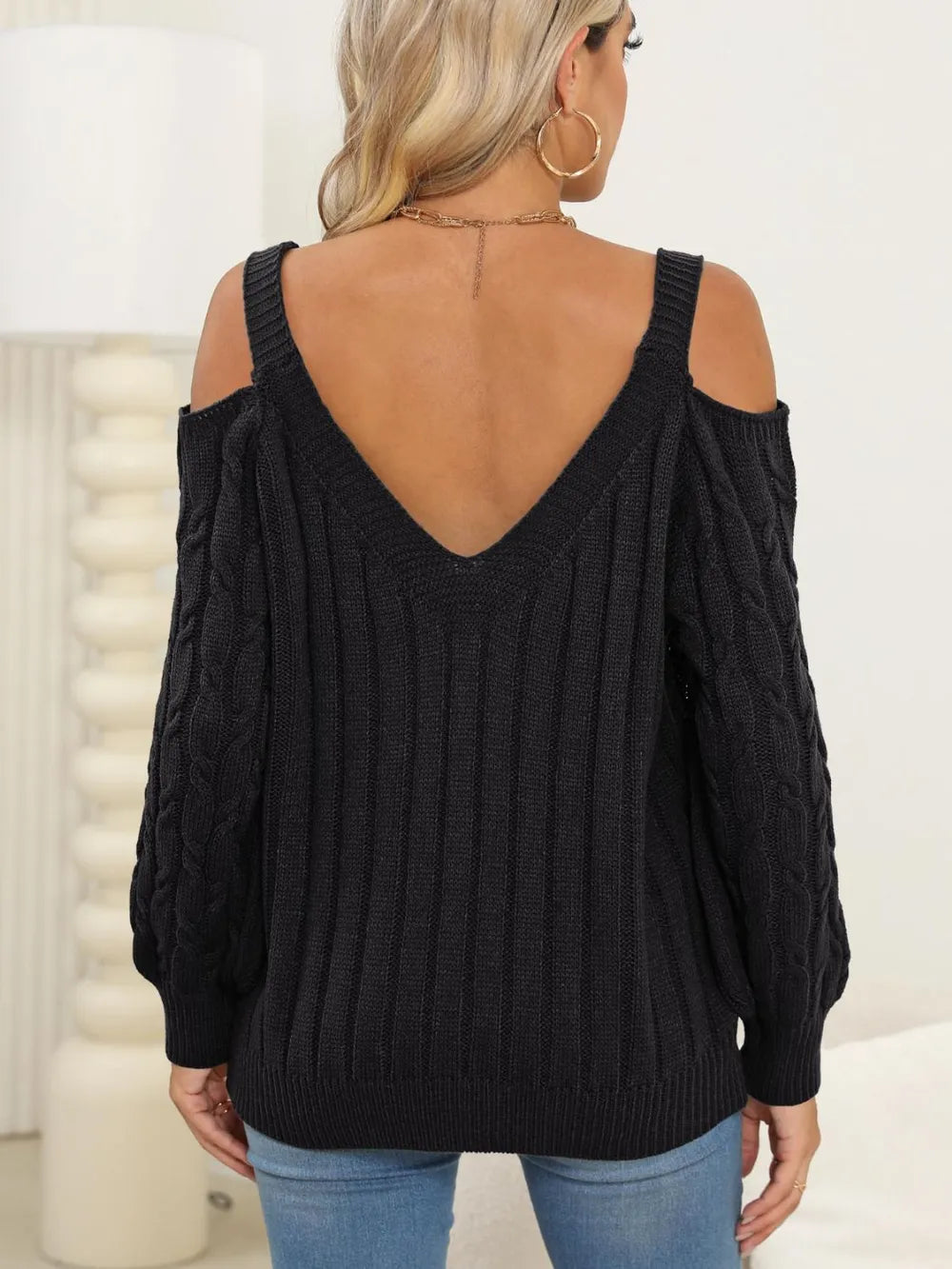 Cable-knit Heart V-neck Sweater (6)
