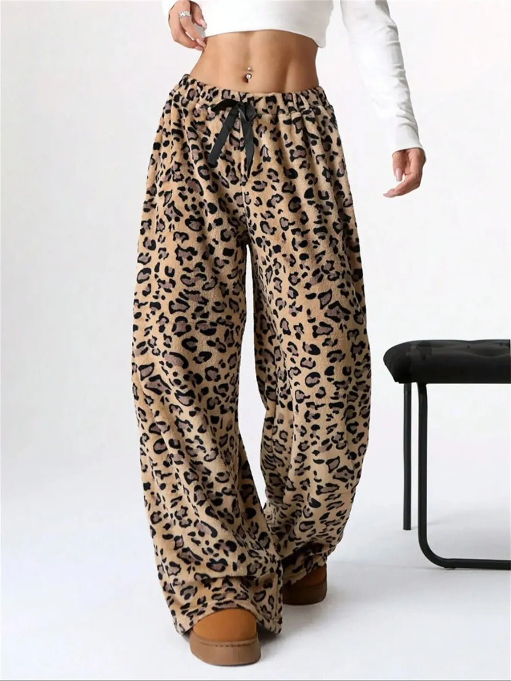 Leopard Wide Leg Plush Pants (5)