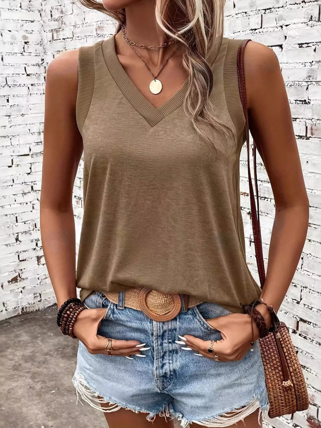 V-neck Ribbed Trim Tank (16)