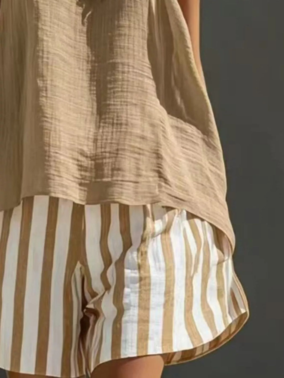 Round Neck Tank Striped Shorts Set (6)