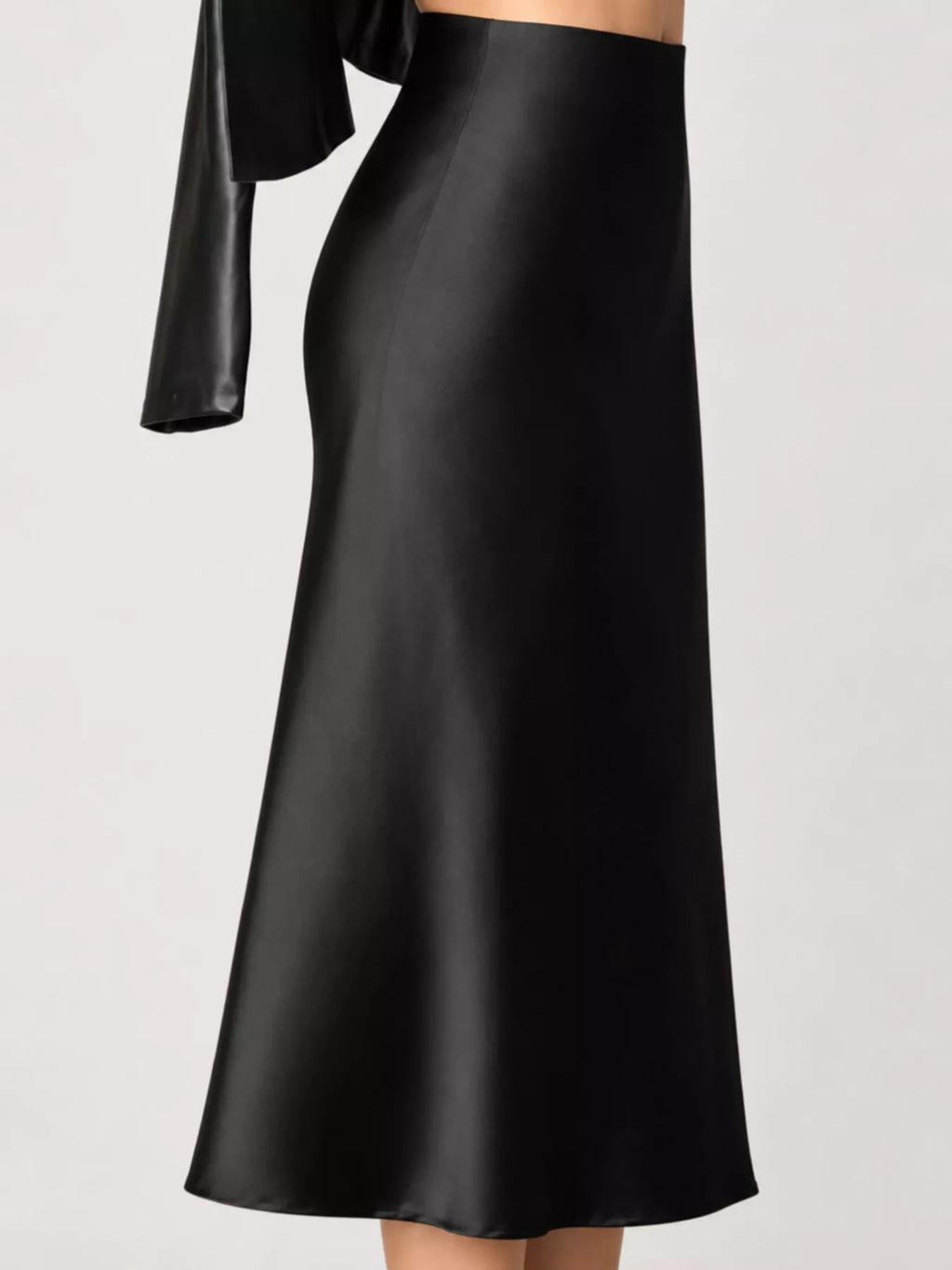 High-waisted Satin Midi Skirt (2)