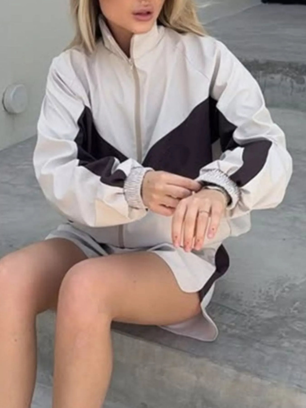 Color-block Zip-up Jacket Shorts Set (4)