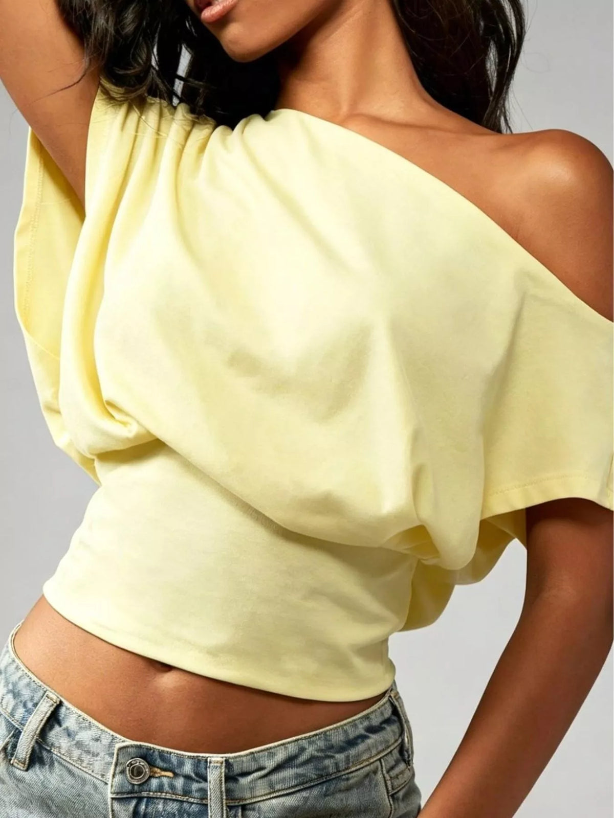 One Shoulder Crop T-shirt (3)