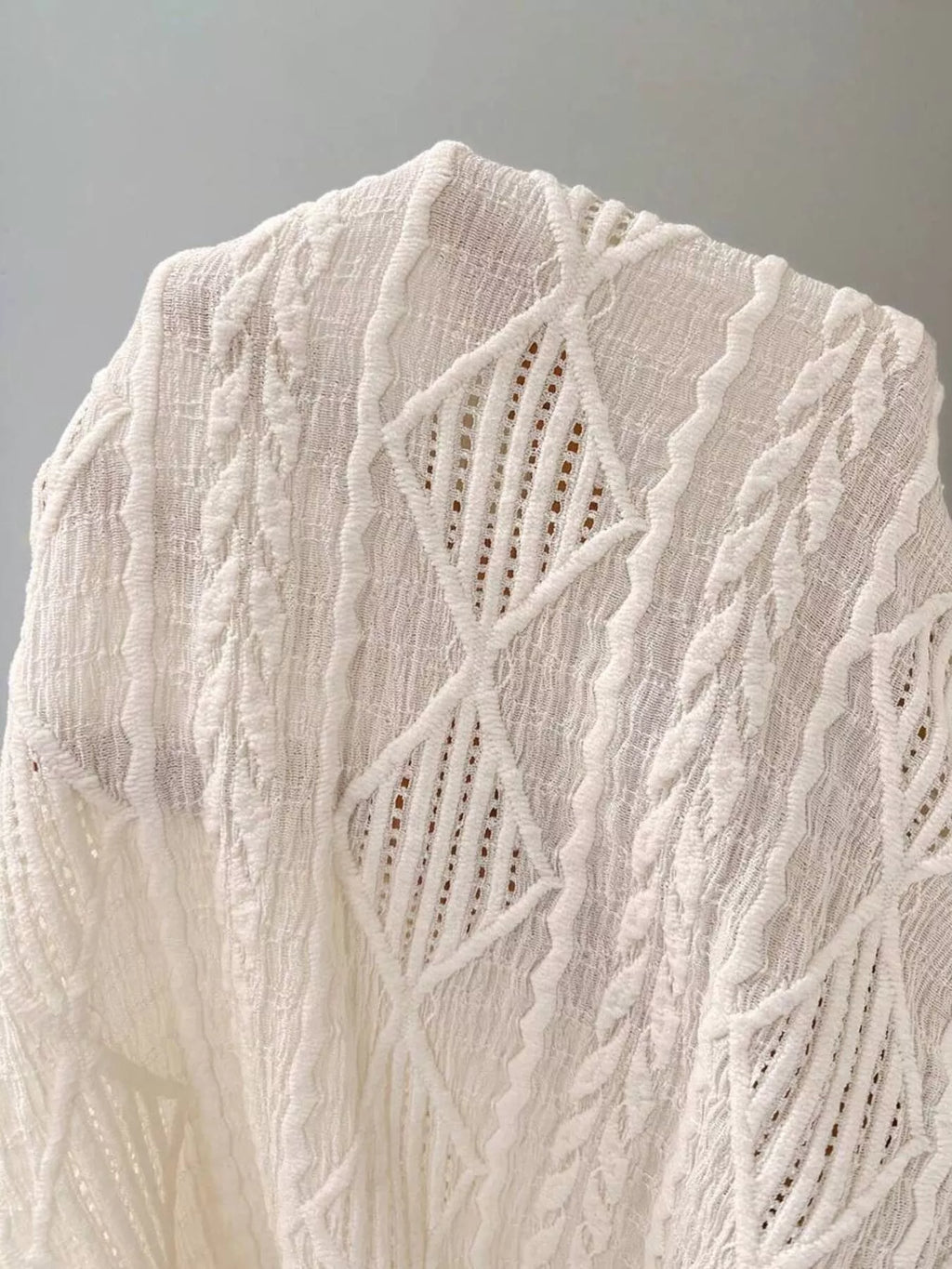 Diamond Pattern Round Neck Top (3)
