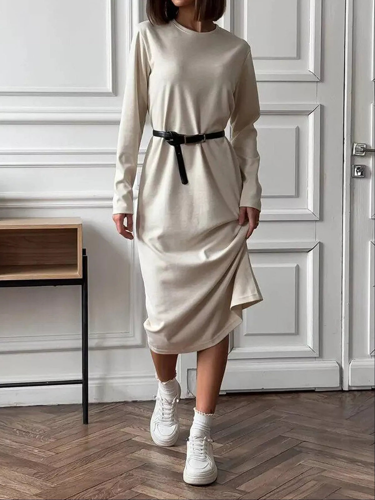 Round Neck Long-sleeve Midi Dress (3)