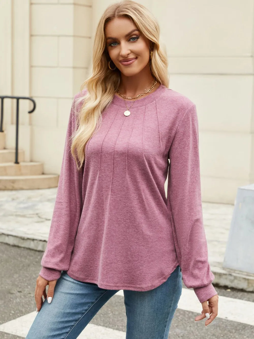 Round Neck Long Sleeve T-shirt (3)