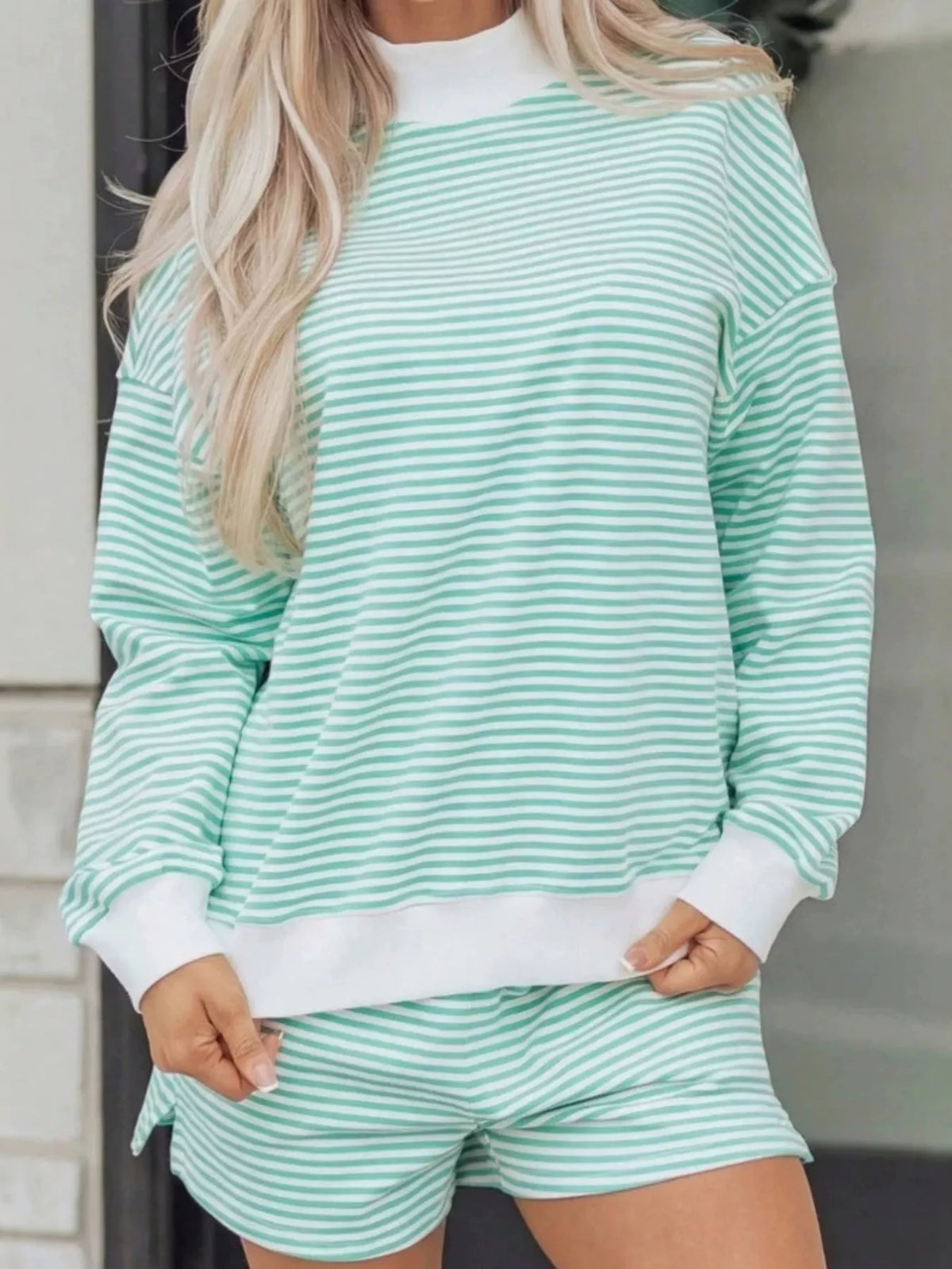 Striped Oversized Sweatshirt Shorts Set (8)
