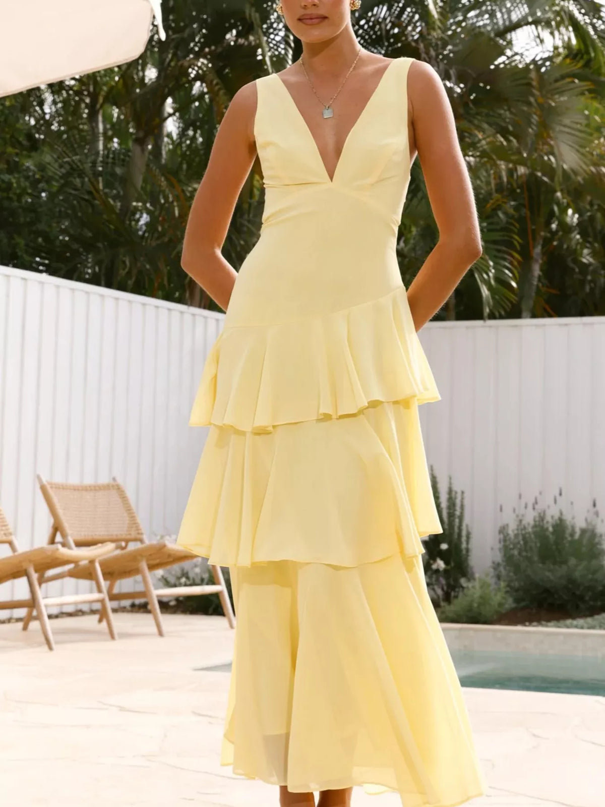 Sleeveless Ruffled Layered Backless Maxi Dress (3)