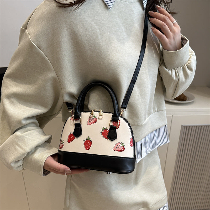 Cute Sweet Commuter Shell-shaped Shoulder Bag photo 4