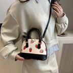 Cute Sweet Commuter Shell-shaped Shoulder Bag photo 4