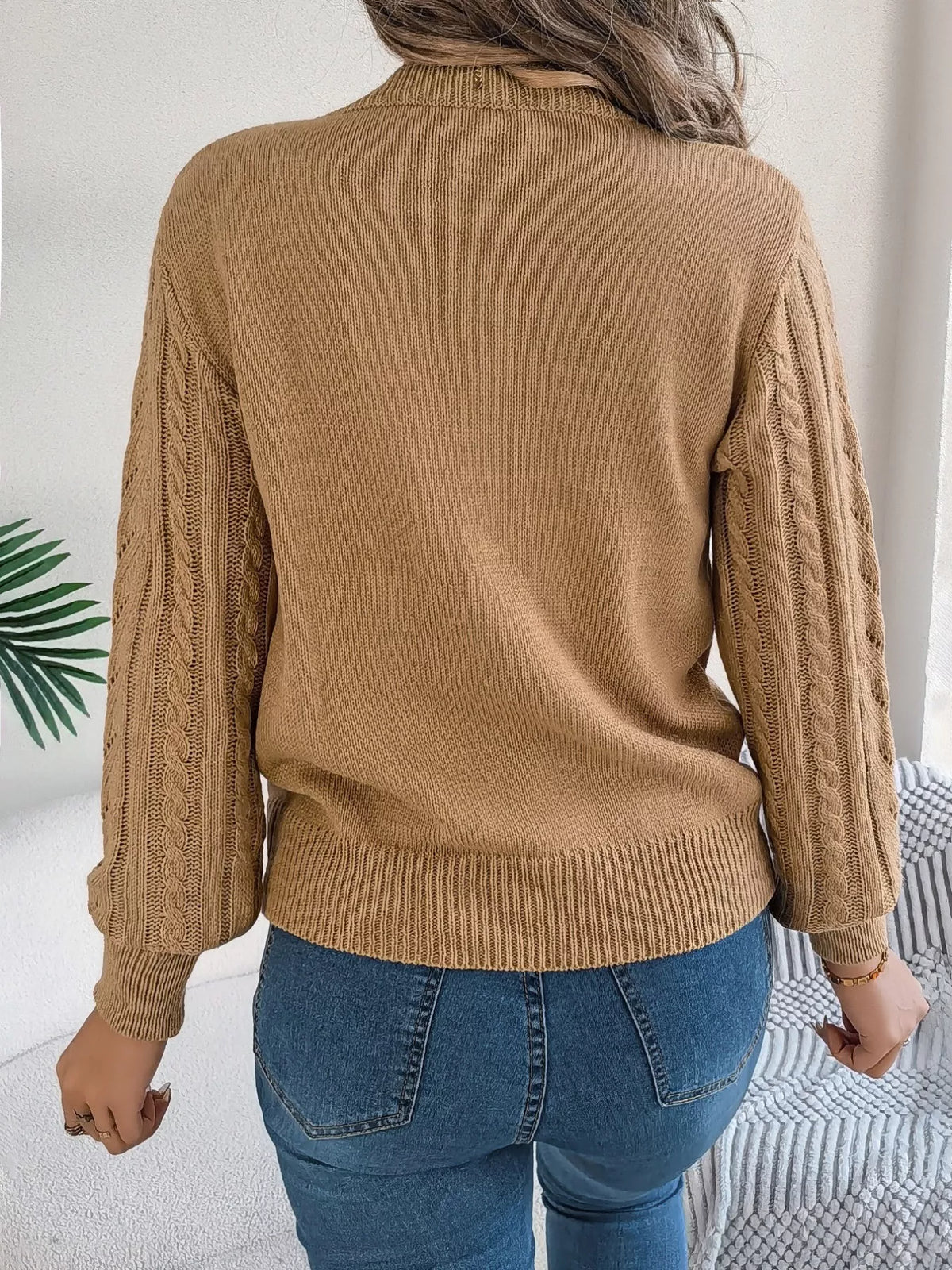 Cable-knit Round Neck Sweater (7)