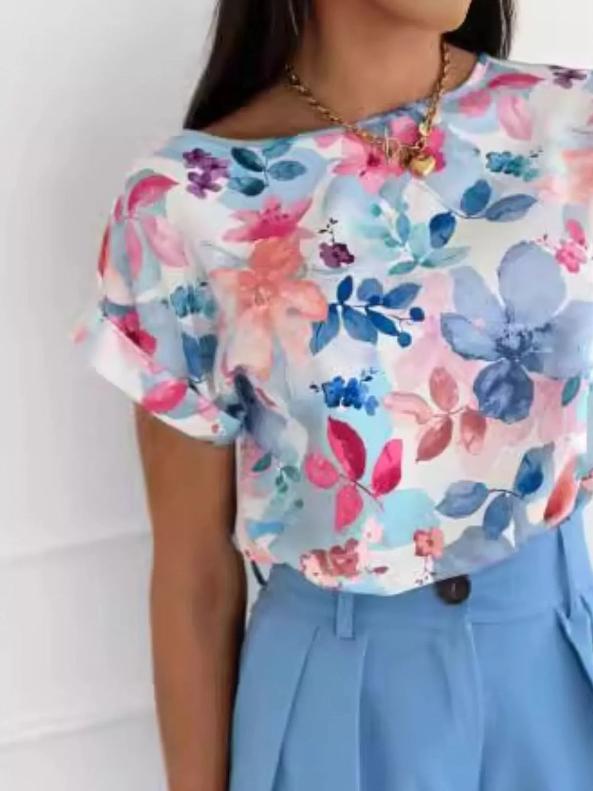Classic Rolled Sleeve T-shirt (5)