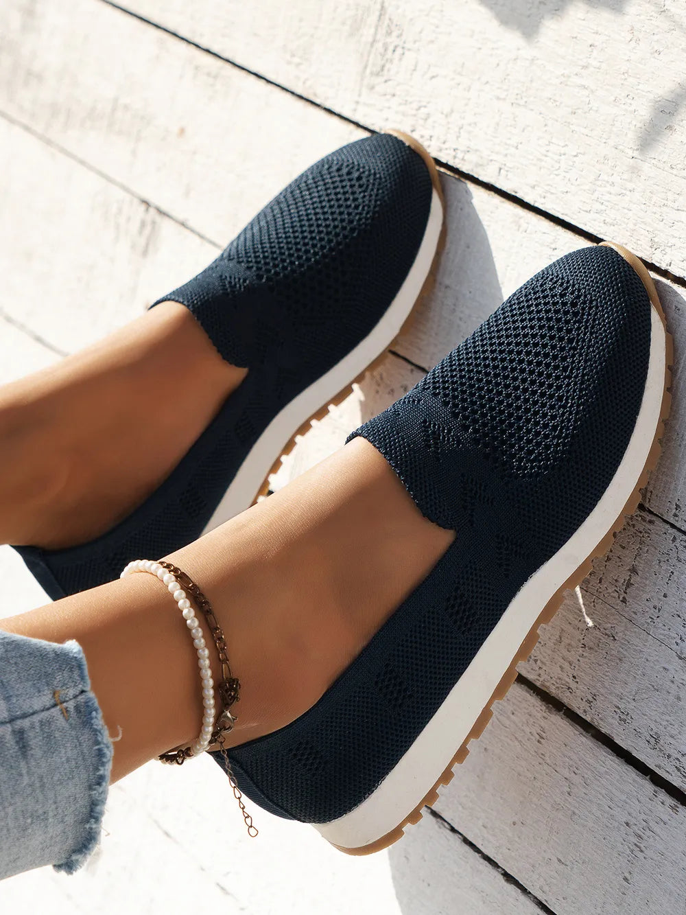 Mesh Round Toe Flat Slip-ons (4)