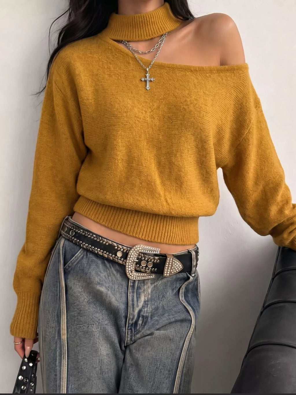 Cold-shoulder Dropped Shoulder Sweater (9)