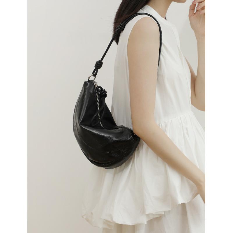 Mini One-shoulder Handbag in Genuine Leather photo 1
