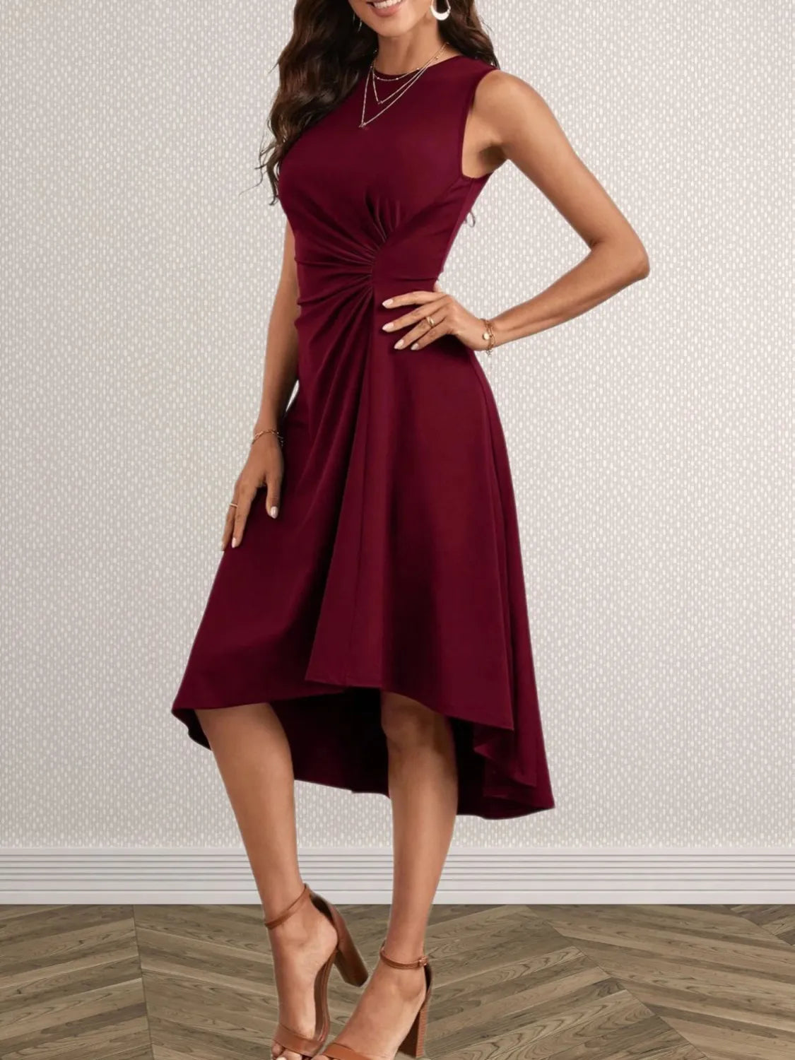 Ruched Round Neck Sleeveless Dress (14)