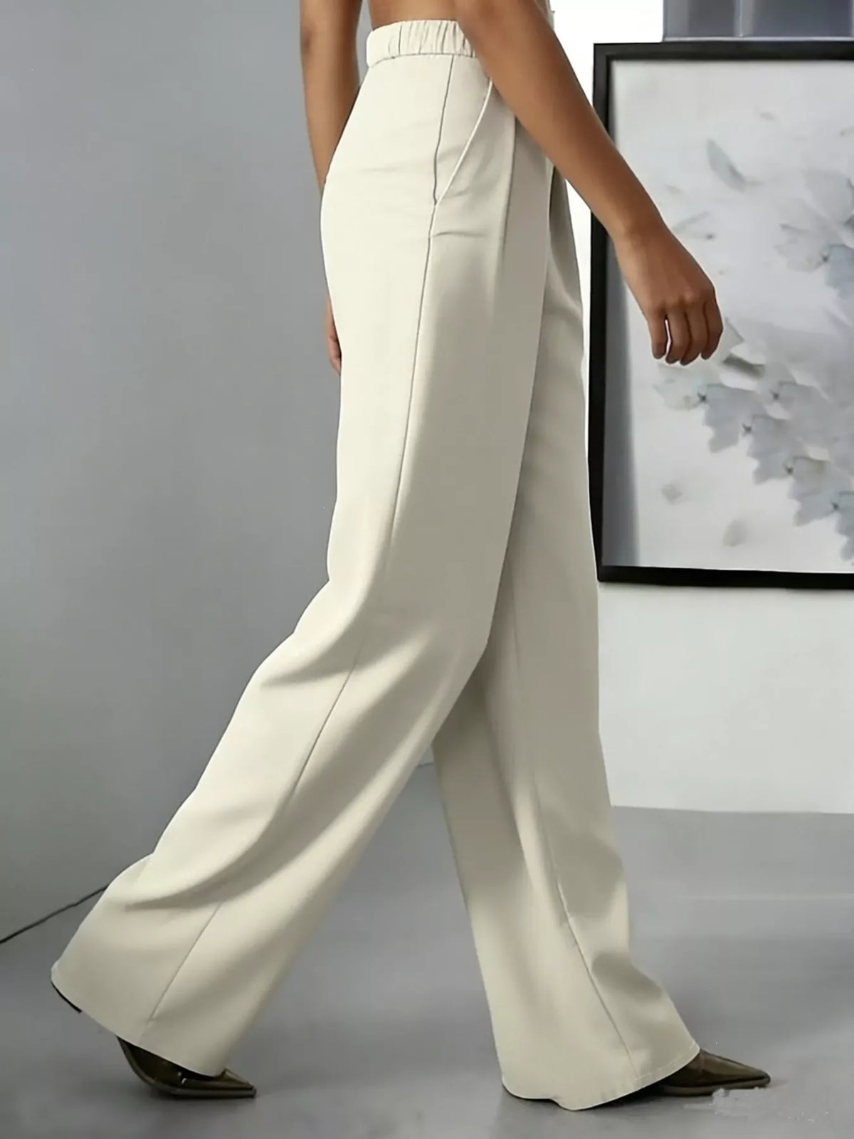 High-waisted Pleated Wide-leg Pants (4)