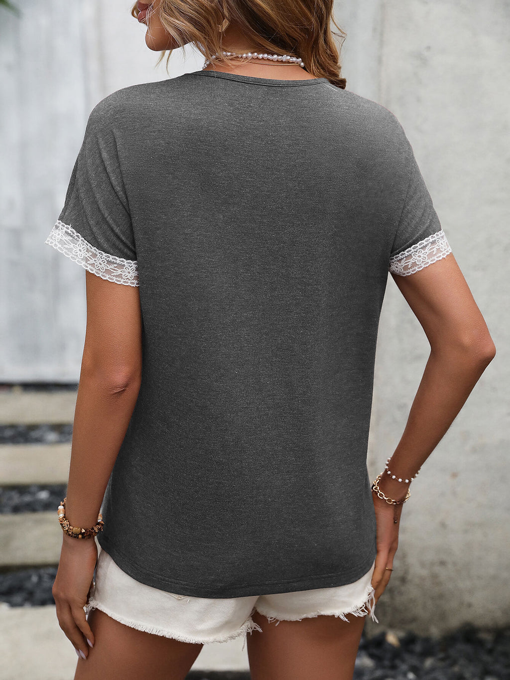 Contrast Round Neck Short Sleeve Tee (2)