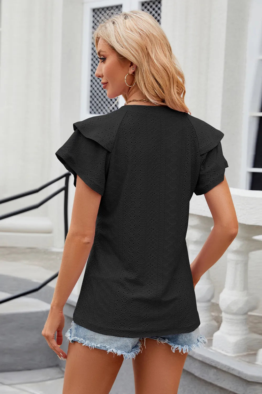 Eyelet Notched Short Sleeve T-shirt (20)