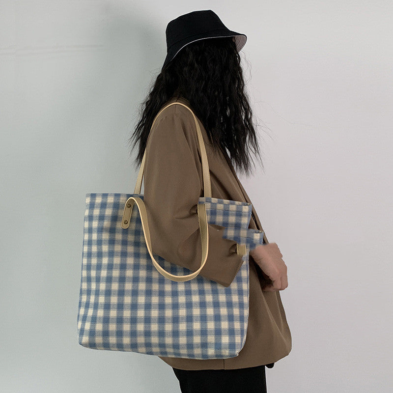 Checkered One-shoulder Large-capacity Canvas Bag photo 1
