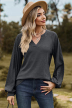 Eyelet Notched Raglan Sleeve T-shirt (20)