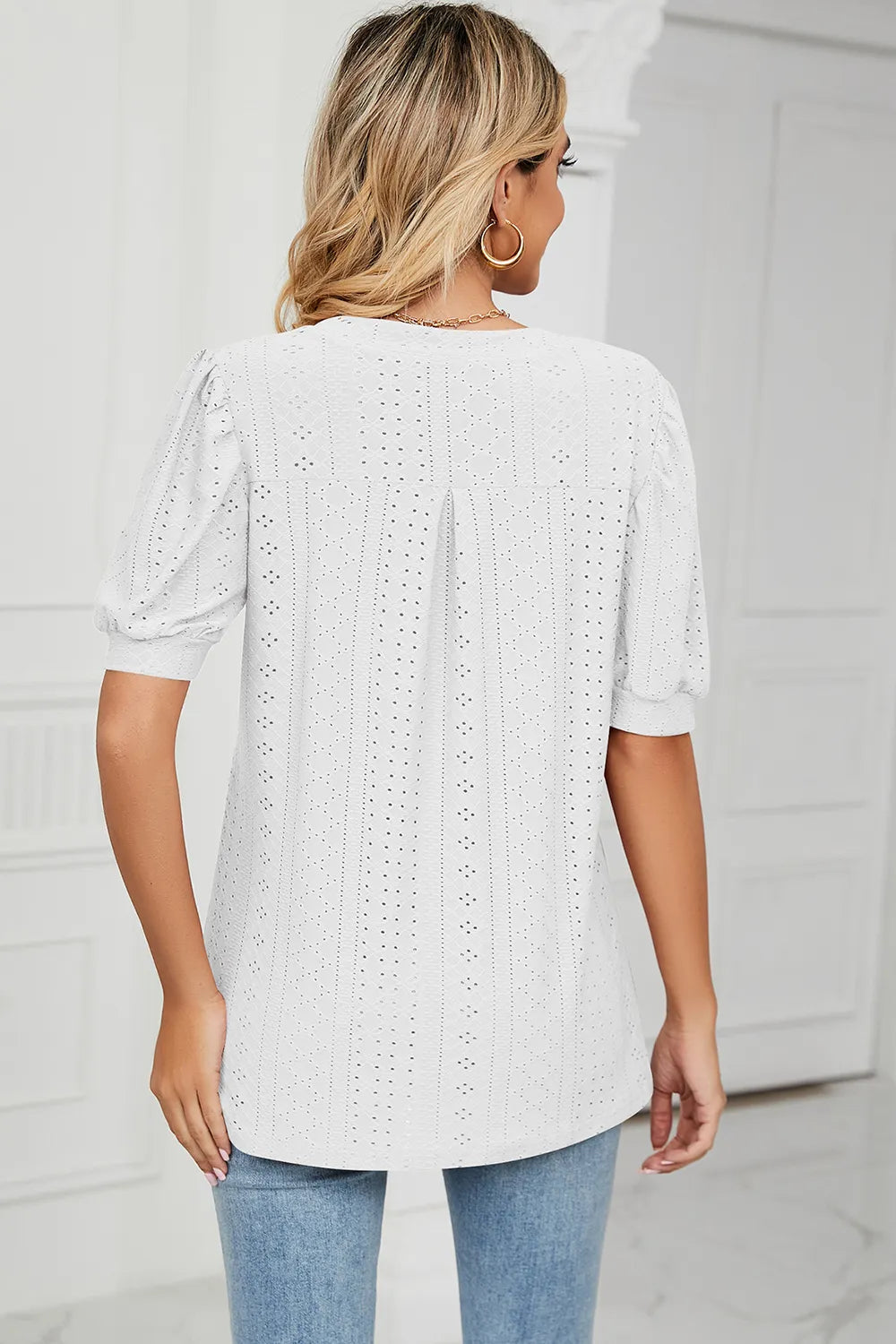 Eyelet Notched Short Sleeve T-shirt (15)