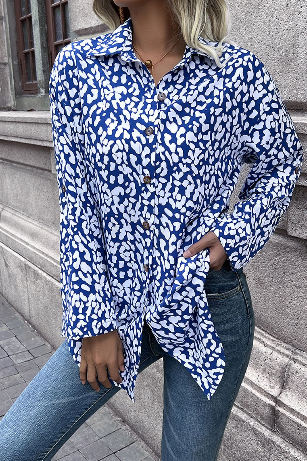 Leopard Roll-tap Sleeve Shirt (15)