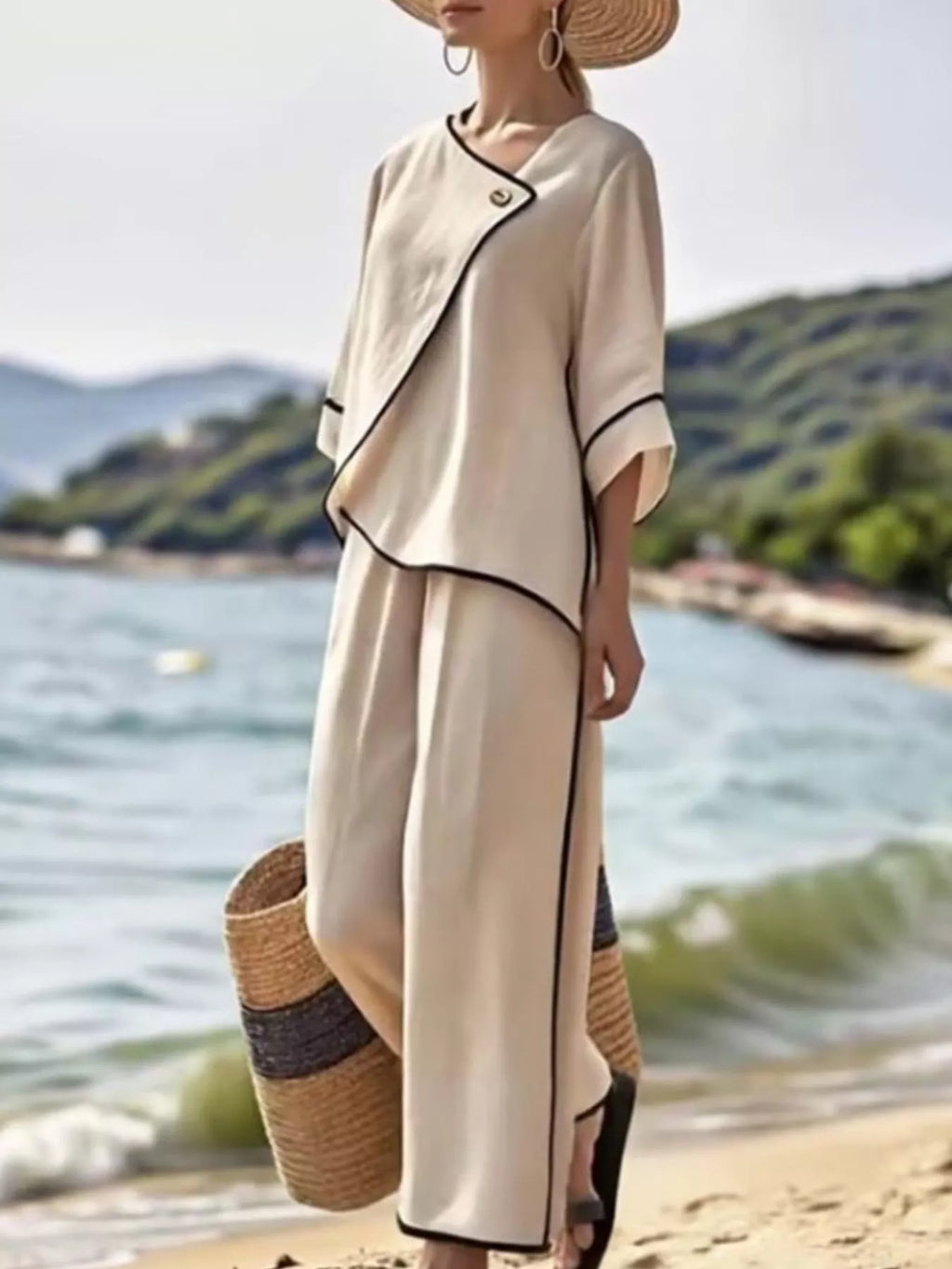 Full Size Contrast Trim Top Wide Leg Pants Set Plus (3)