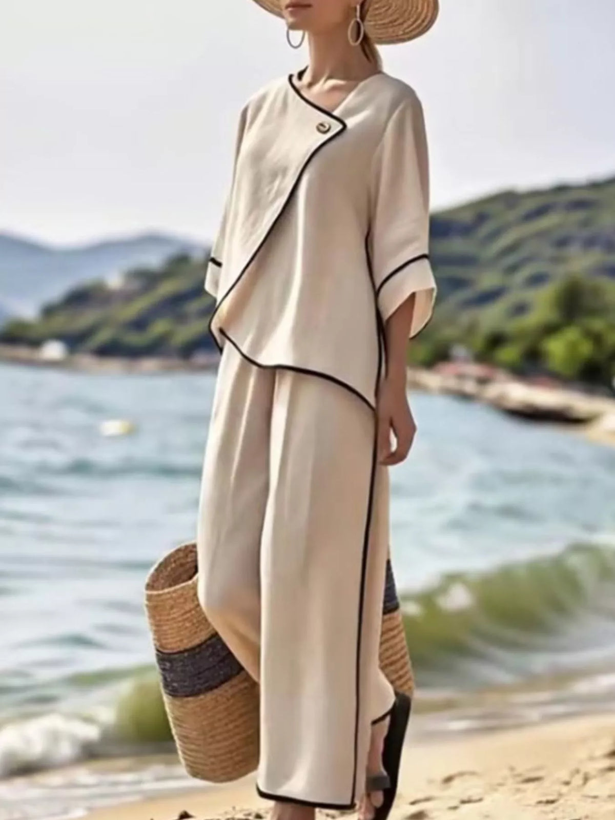Full Size Contrast Trim Top Wide Leg Pants Set Plus (3)