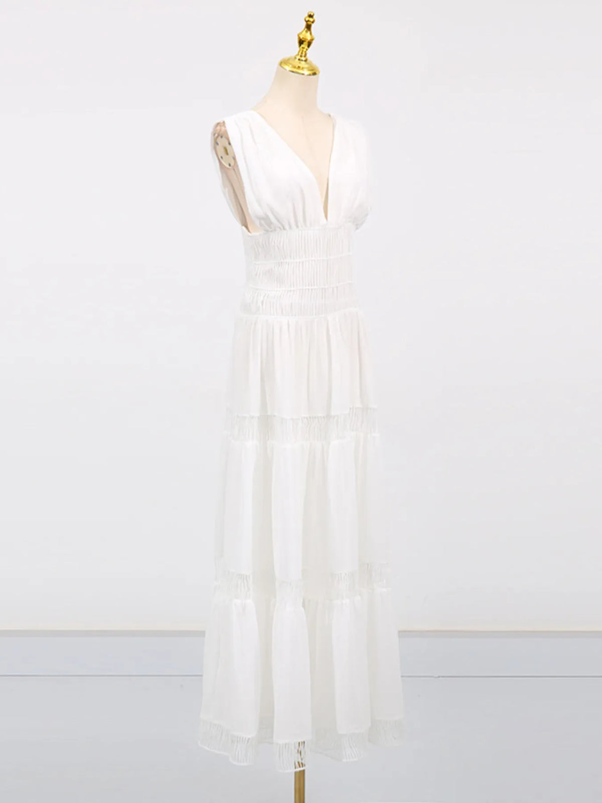 Tiered V-neck Sleeveless Maxi Dress (6)