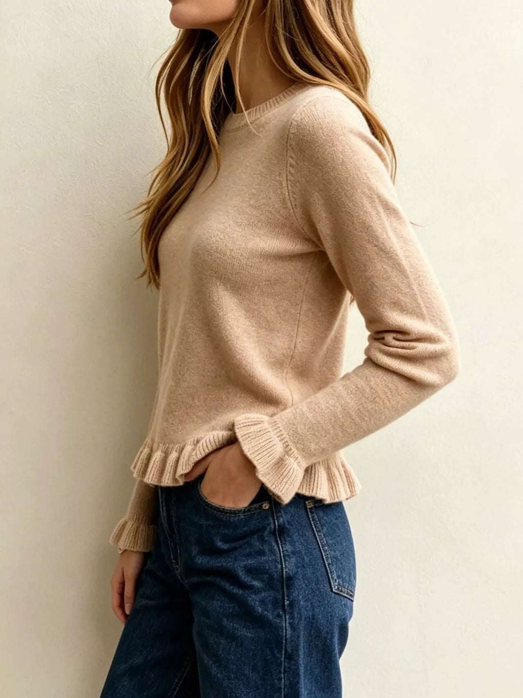 Ruffle-trimmed Crew Neck Sweater (6)