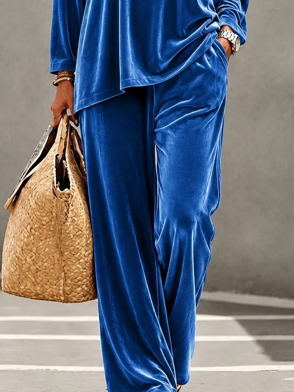 Full Size Velvet Long Sleeve Top Pants Set Plus (18)