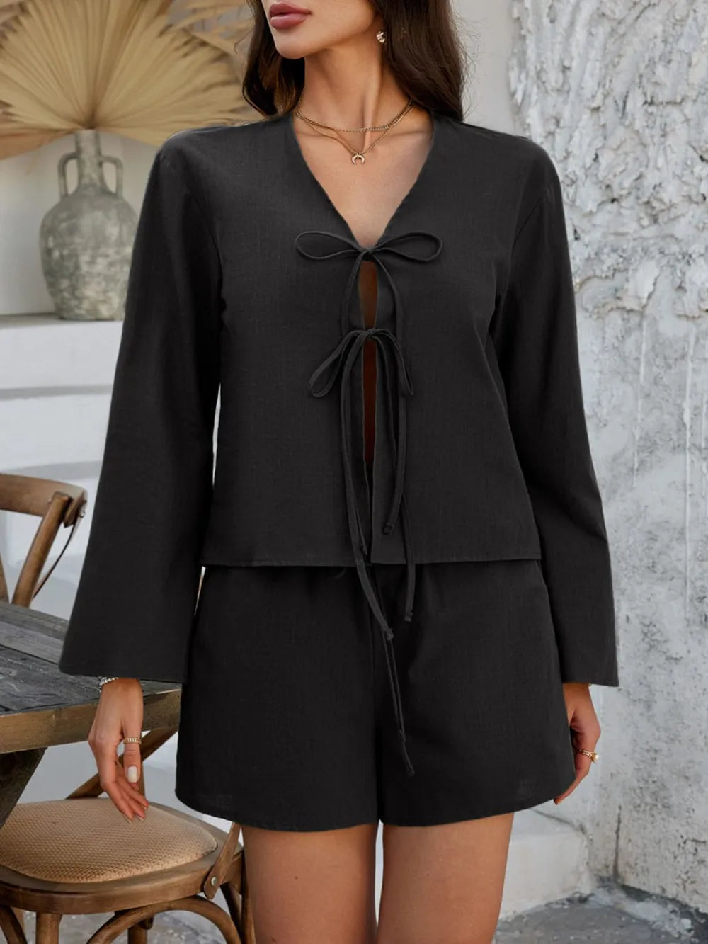Double Tied V-neck Top Shorts Set (8)