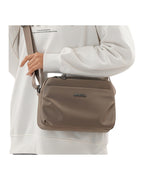 Casual Versatile Multi-compartment Crossbody Bag photo 4