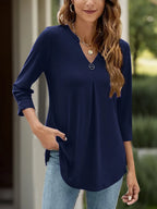 Notched Three-quarter Sleeve T-shirt (26)