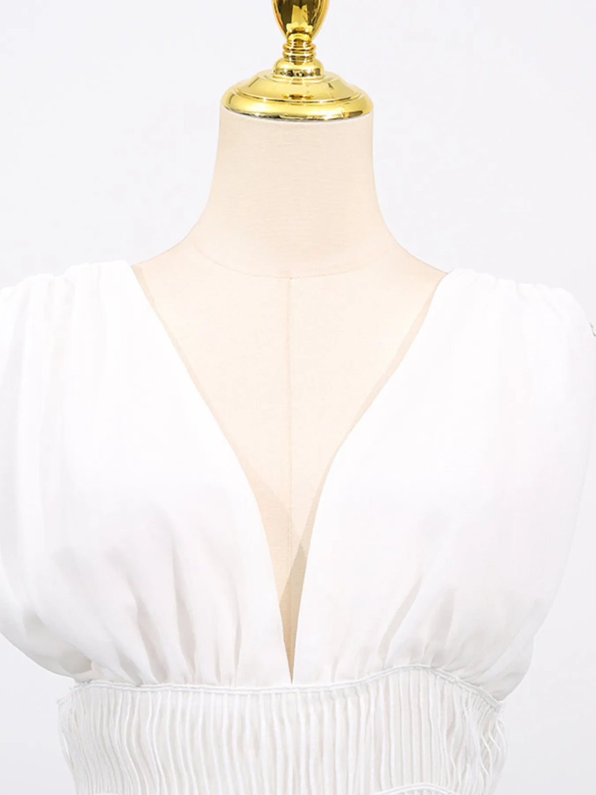 Tiered V-neck Sleeveless Maxi Dress (4)