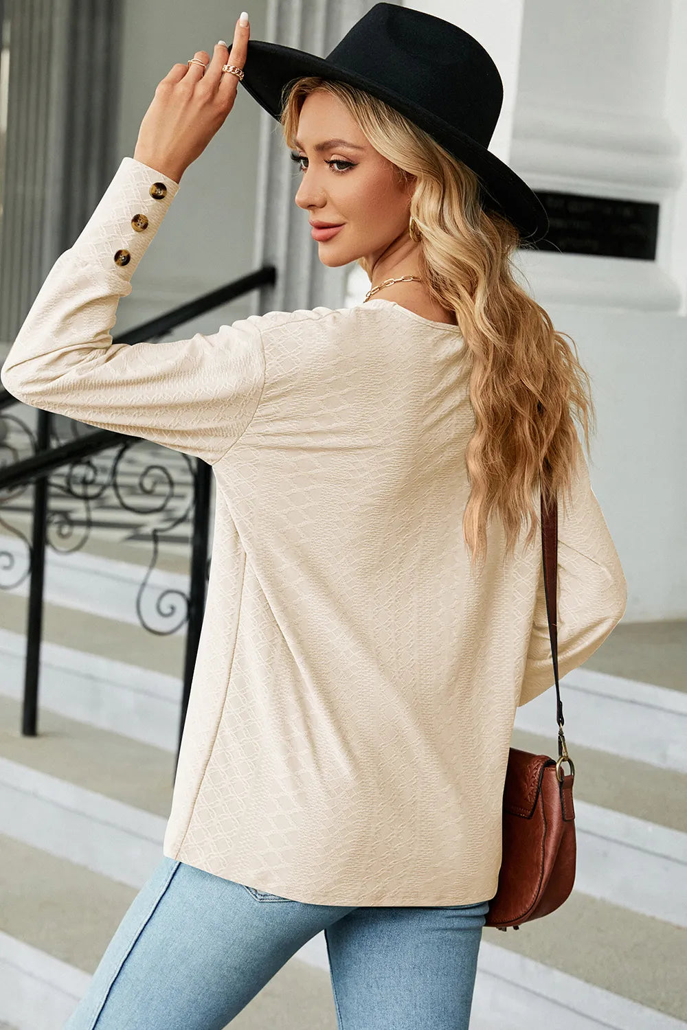 V-neck Lantern Sleeve T-shirt (30)