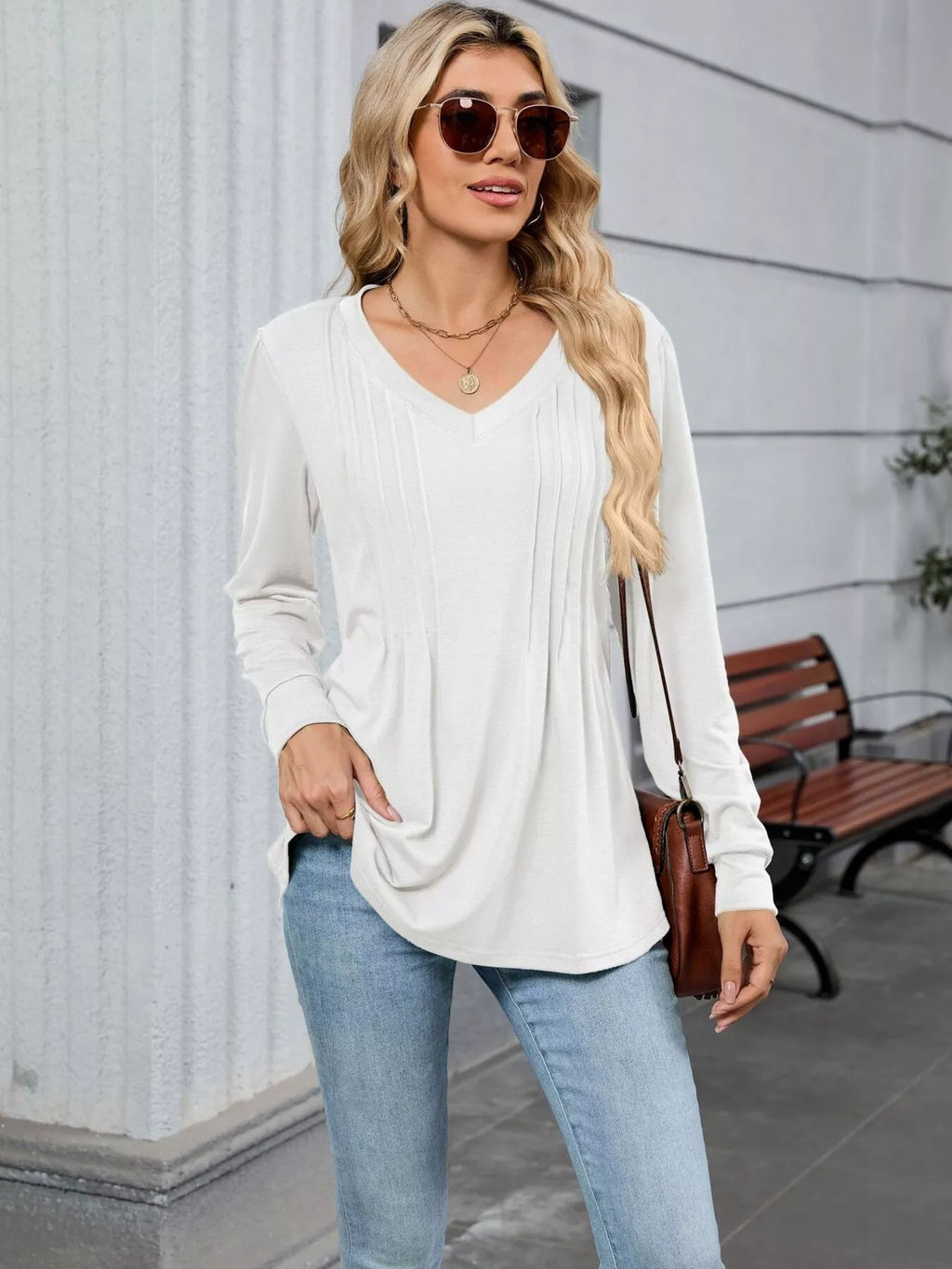V-neck Long Sleeve Relaxed Fit T-shirt (3)