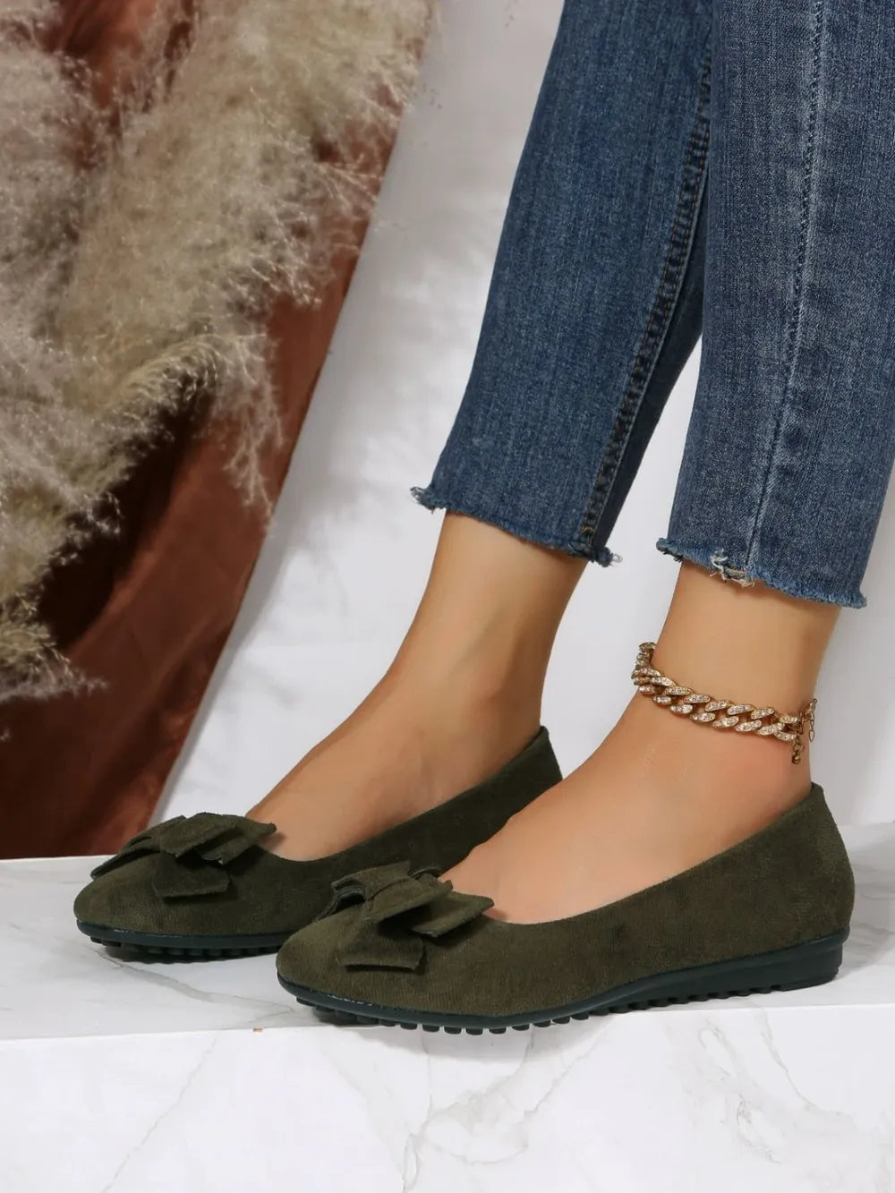 Bow Solid Color Round Toe Flat Slip-ons (3)
