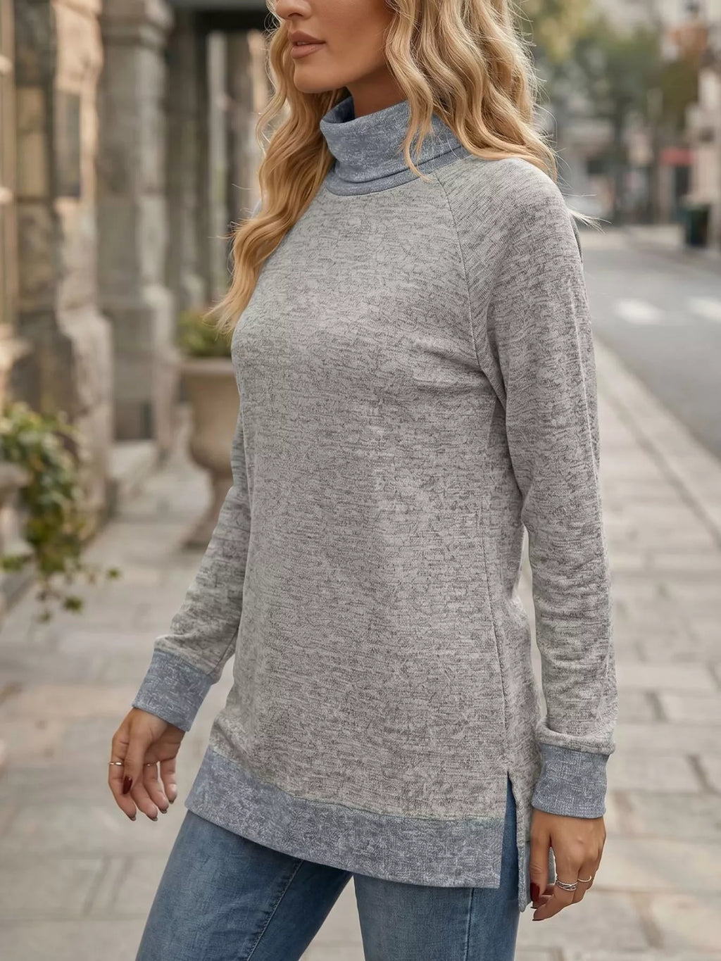 Turtleneck Raglan Sleeve T-shirt (21)